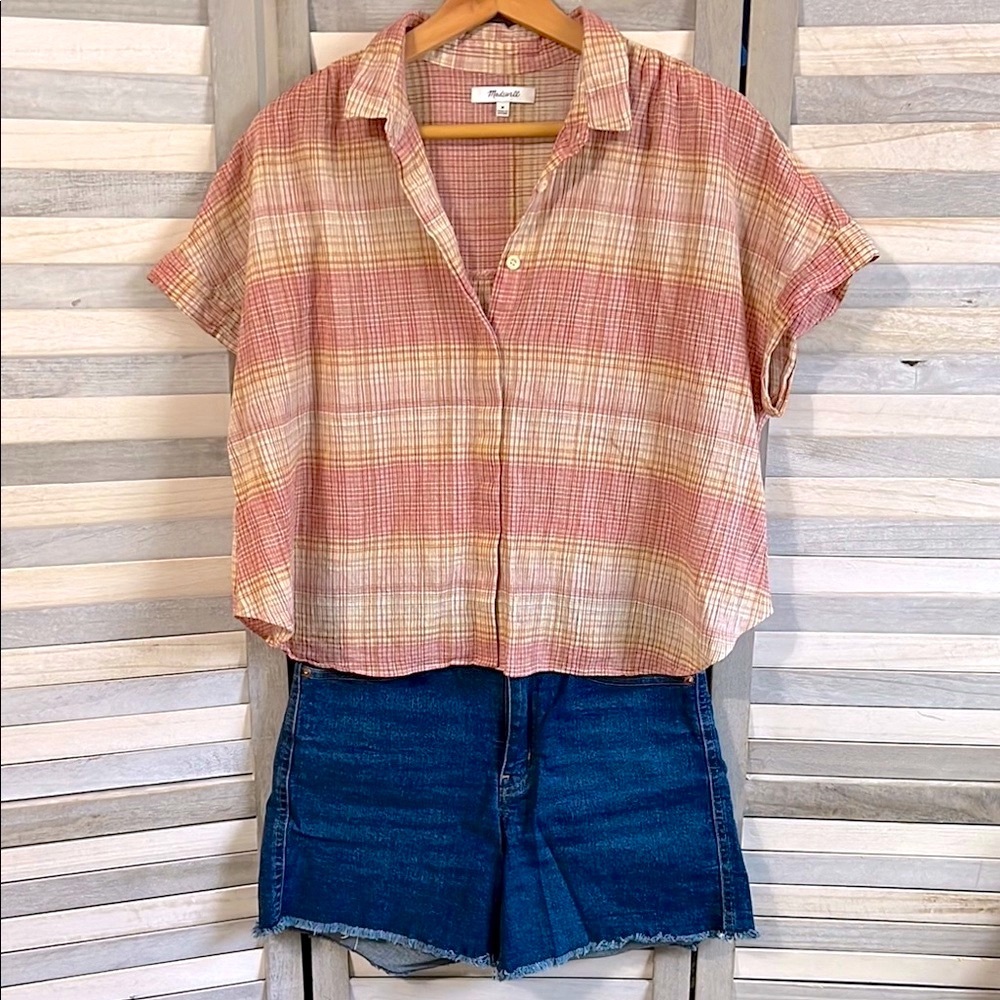 Levi's shorts and Madewell top set